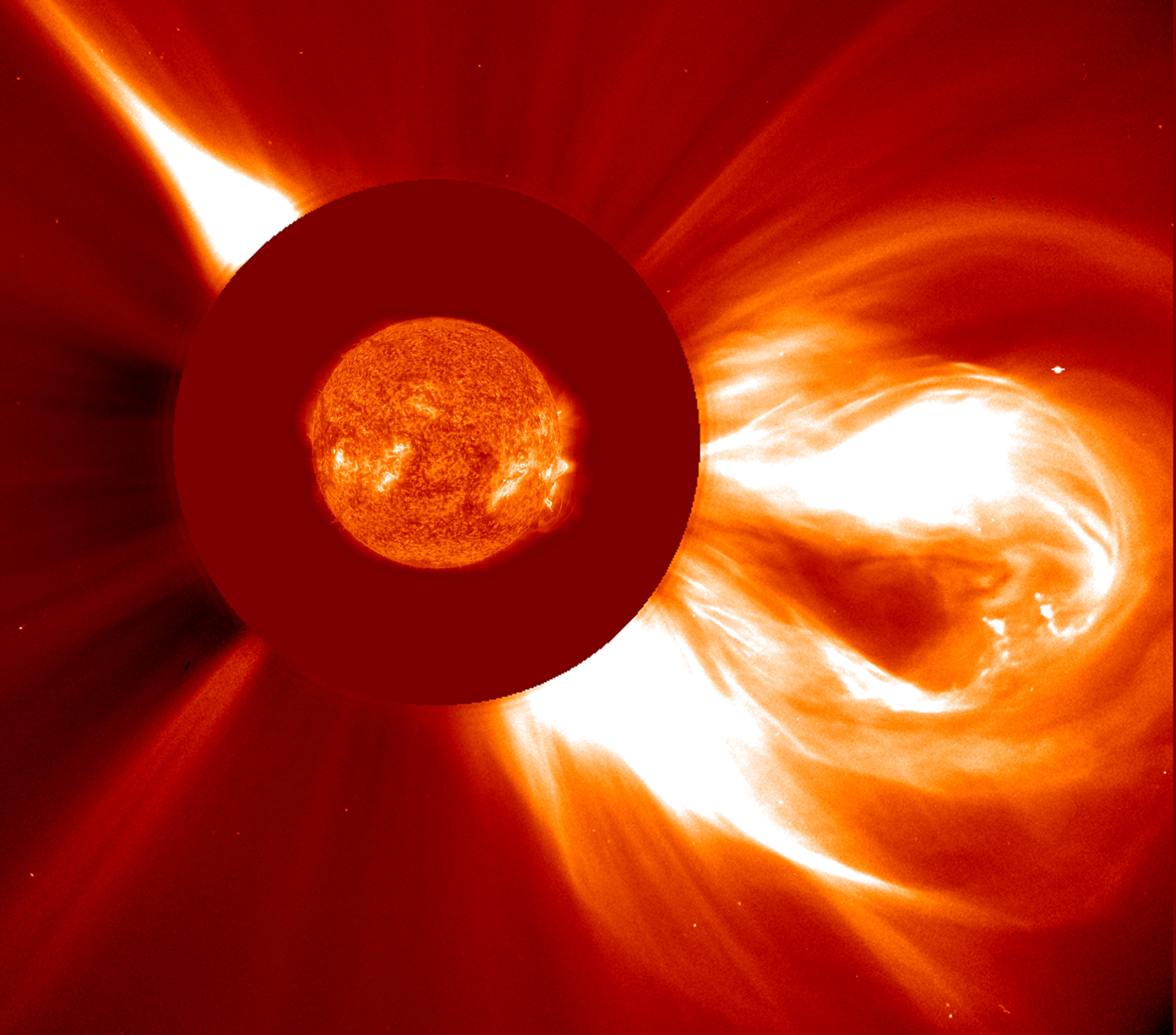 Predicting Major Solar Eruptions