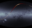 image showing a map of the Milky Way from Gaia data, with an overlaid sinusoidal stream of stars.