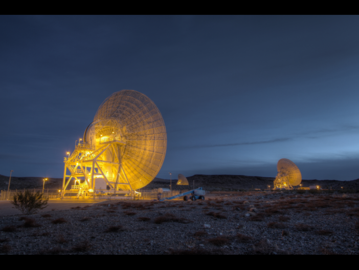 photograph of radio telescopes