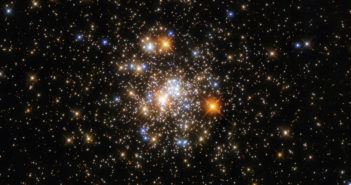 picture of a globular cluster
