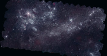 mosaic of the large magellanic cloud from swift observatory