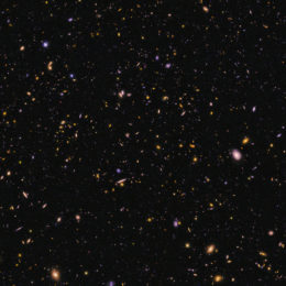 visible-light image of hundreds of galaxies 