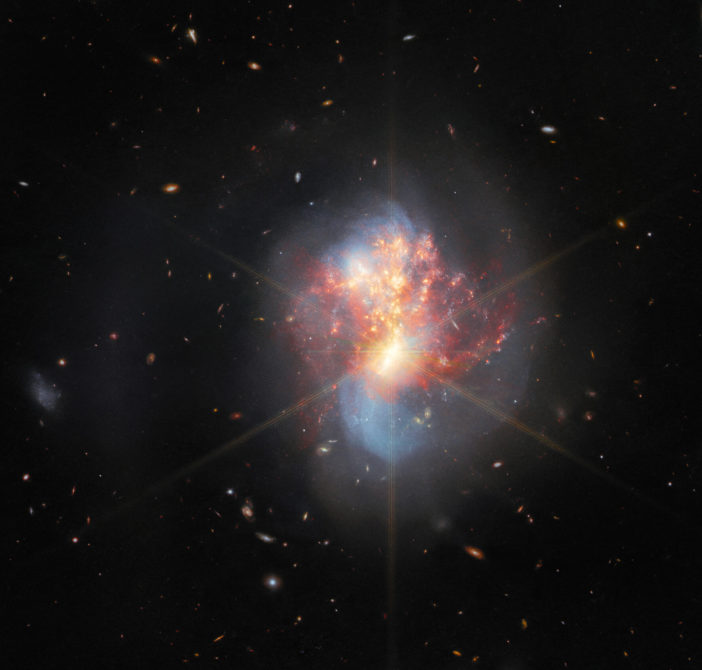 infrared JWST images of the interacting galaxy pair VV 114