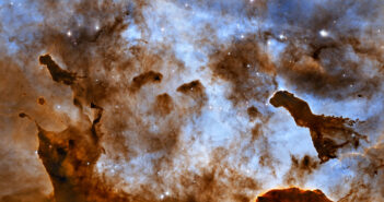 dusty molecular clouds in the Carina Nebula