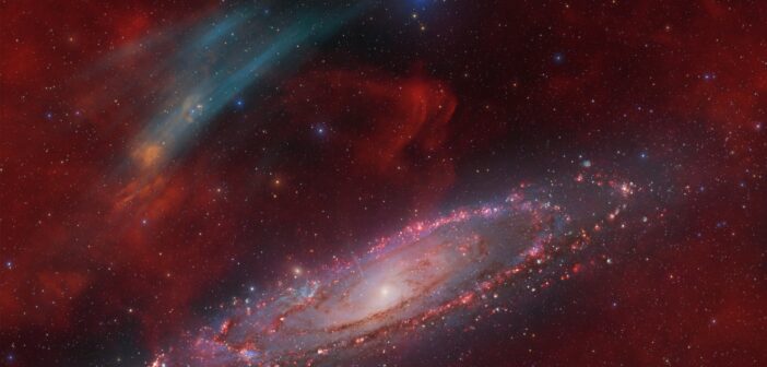 image of the newly discovered nebula and the Andromeda Galaxy