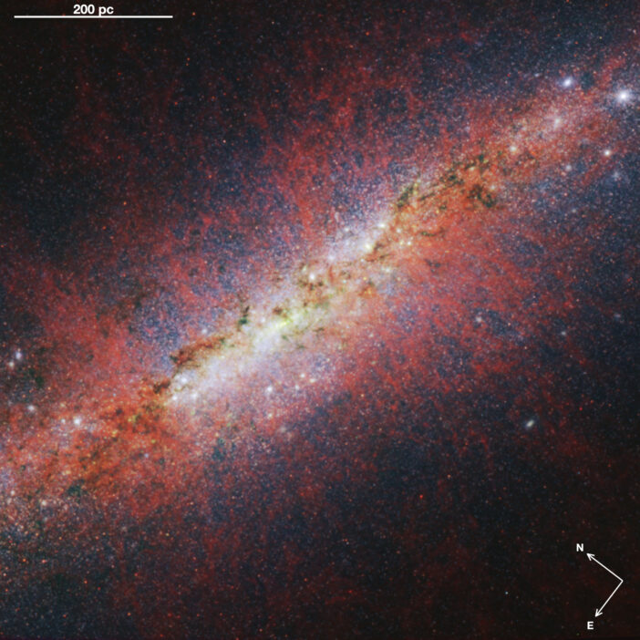 starburst galaxy Messier 82