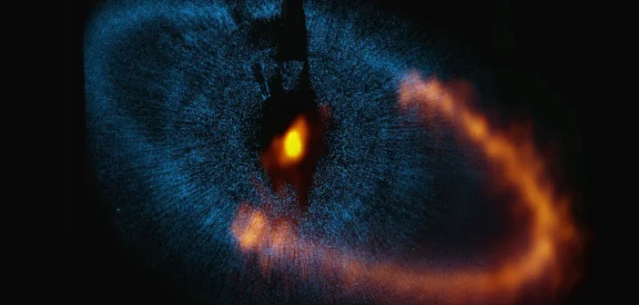 Fomalhaut debris disk