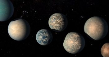 Illustration of the seven known planets in the TRAPPIST-1 system