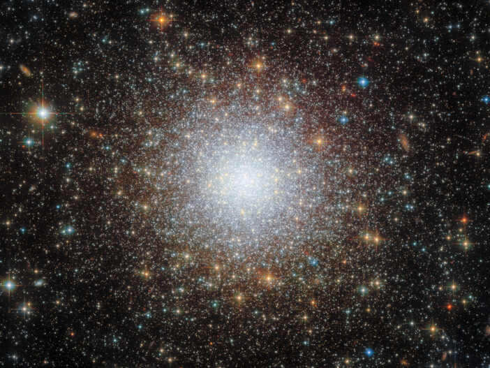 NGC 2210