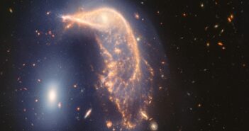 Arp 142