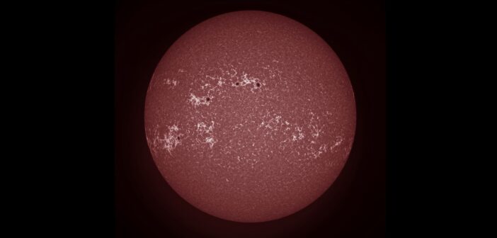 solar faculae and sunspots imaged at 1400 Angstroms