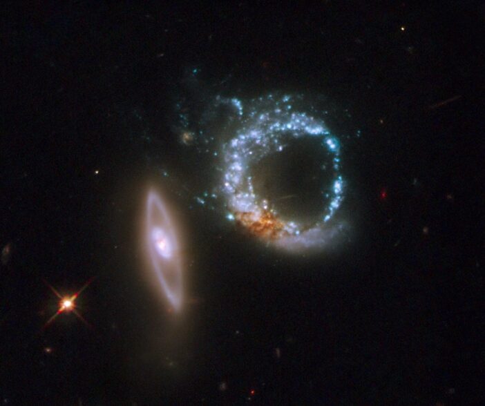 interacting galaxies Arp 147